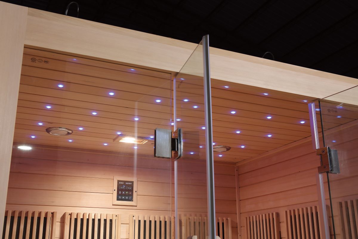 Luxury Infrared Sauna with Mica Carbon Heater | CIS - 04