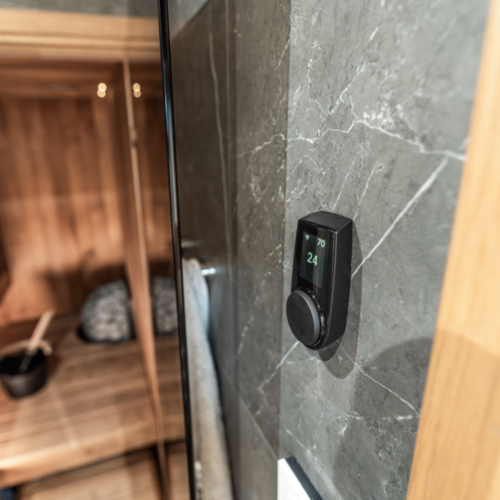 HUUM UKU 4.2 Wi-Fi Sauna Control in Black Detail