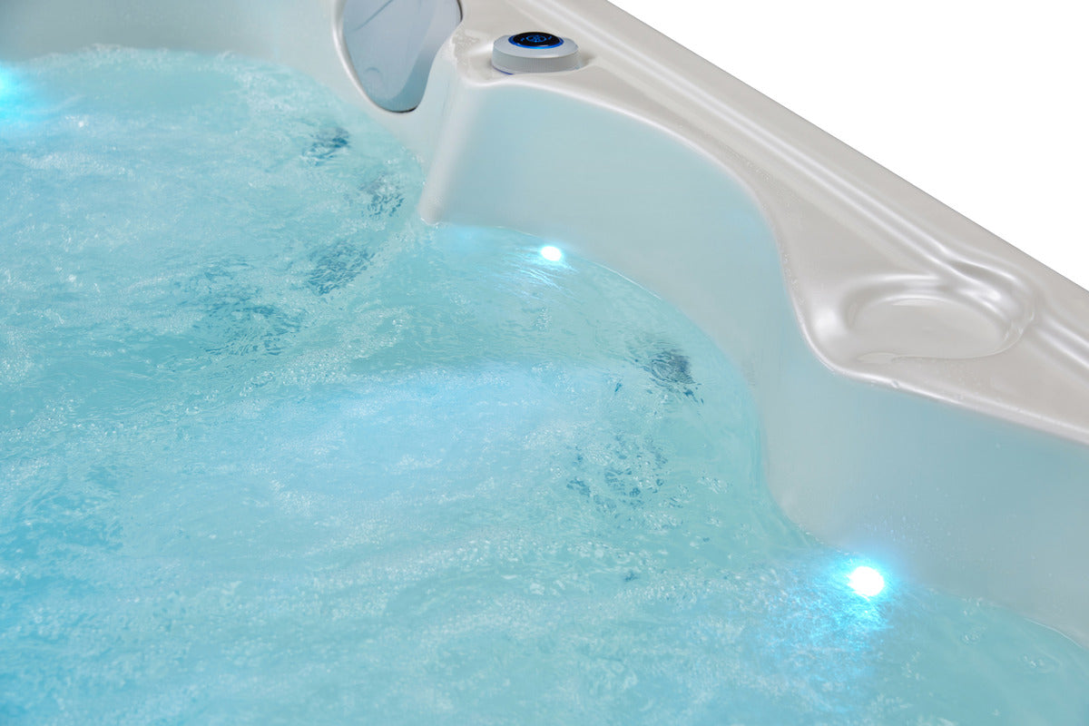 Luxury Hot Tub with Hydrotherapy Jets, Bluetooth Audio, and LED Lights | OF-32